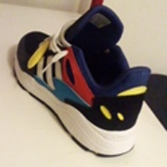 Shoes - Picture 2 of 4